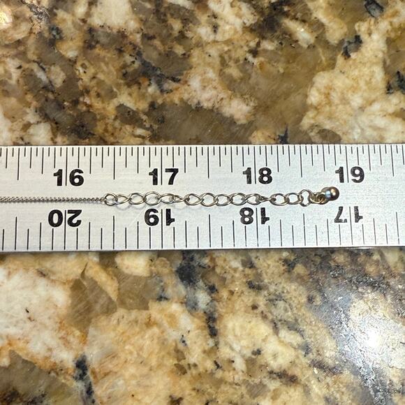 Freshwater Pearl 18” Necklace with 3 Pearls - Picture 3 of 3